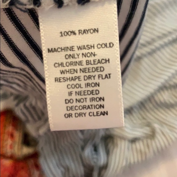 Loft t-shirt - Picture 4 of 4